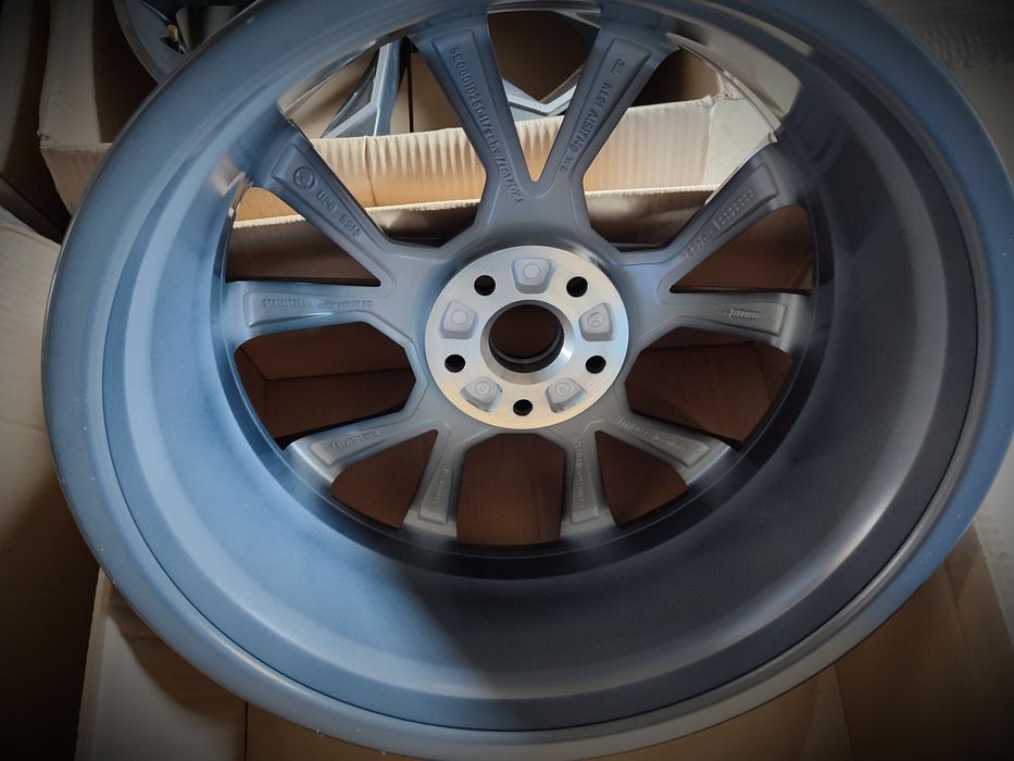 Jantes 5x112 R19 Xtreme - Skoda Octavia RS - NOVAS - Original