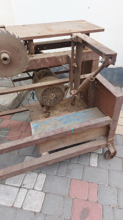 Деревообробний потужний верстат