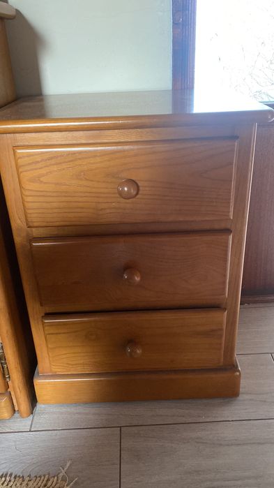 Mobília de quarto em ótimo estado