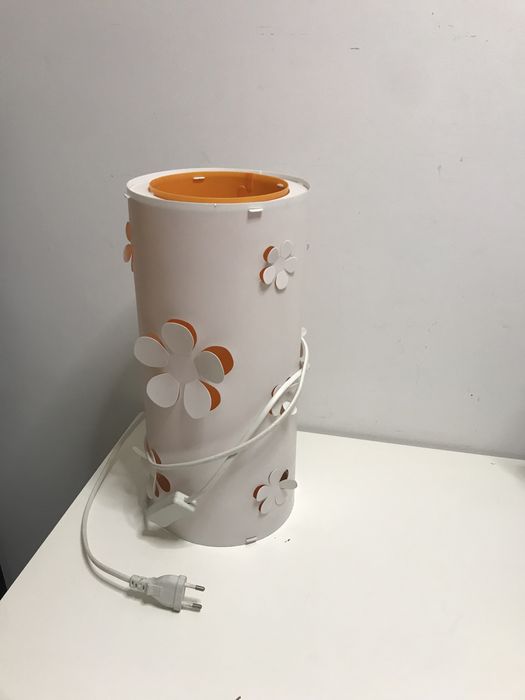 Candeeiros de mesa e candeeiro parede ikea