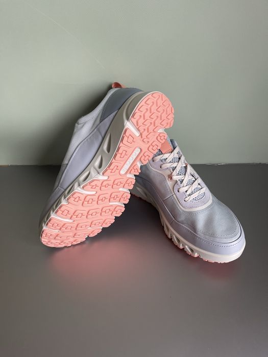 Кросівки Ecco Multi-Vent Gore-tex 39 р