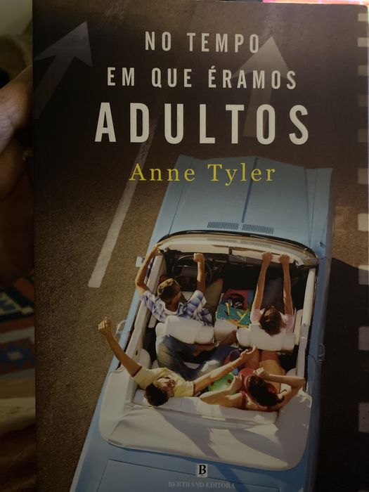 Livro No tempo em que éramos adultos