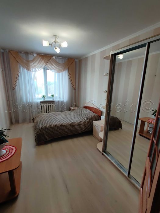 Сдам 2 комнатную с ремонтом на песках