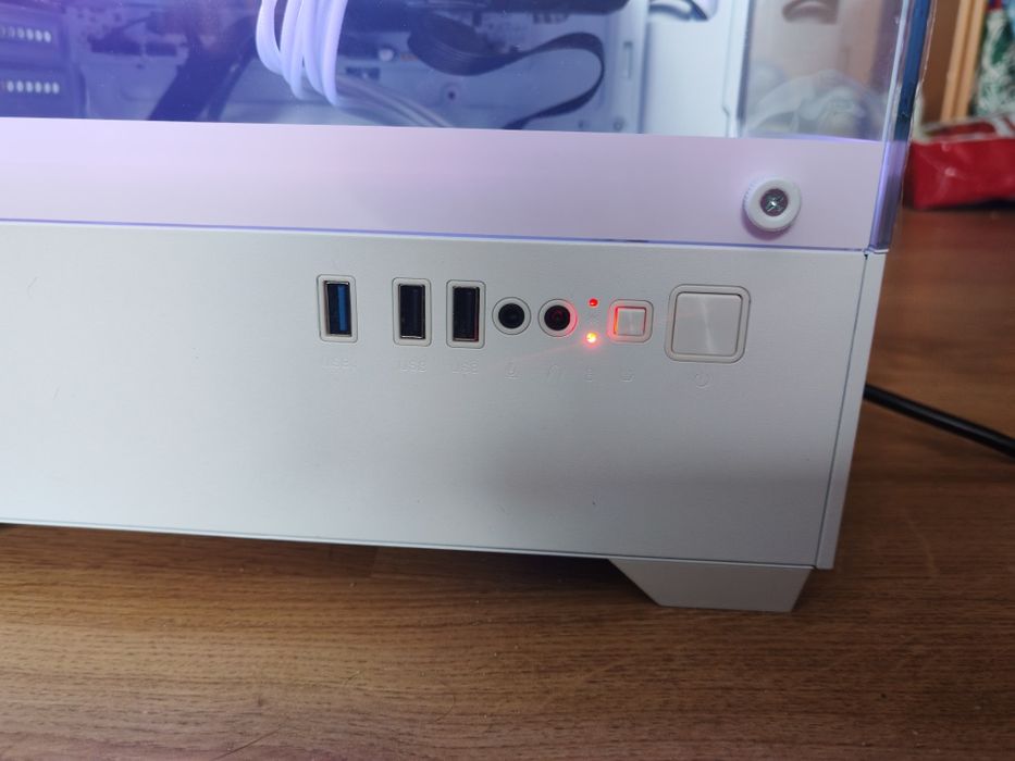 Komputer RTX 2060/RYZEN 7/RGB