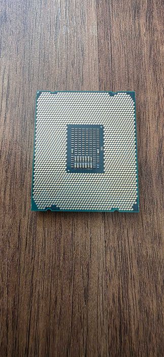 Комплект материнська плата msi raider x299 та процессор i9 7900x