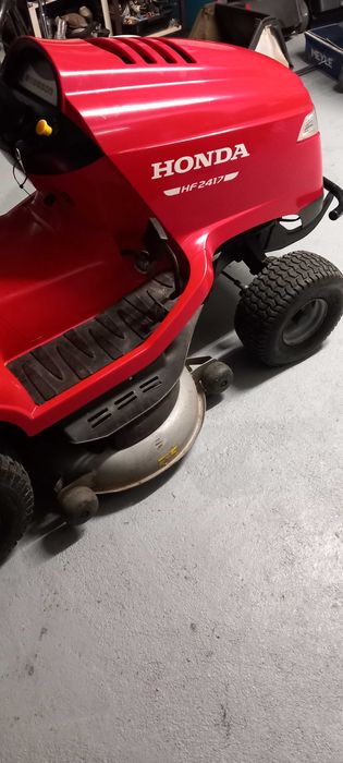 Trator corta relva Honda