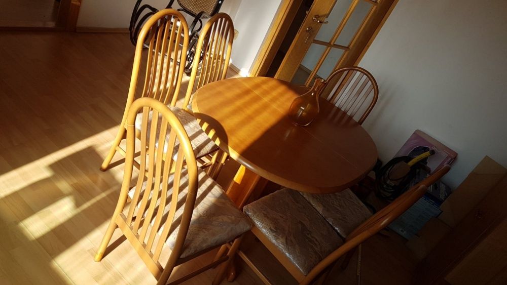 Stół do pokoju dziennego plus krzesła szt. 6 NOWE !!