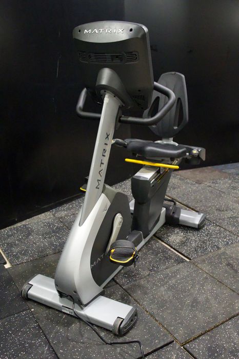 MATRIX BICICLETA RECLINADA ENDURANCE