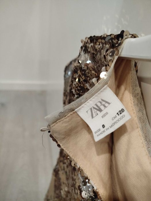 Vestido lantejoulas 8 anos como novo