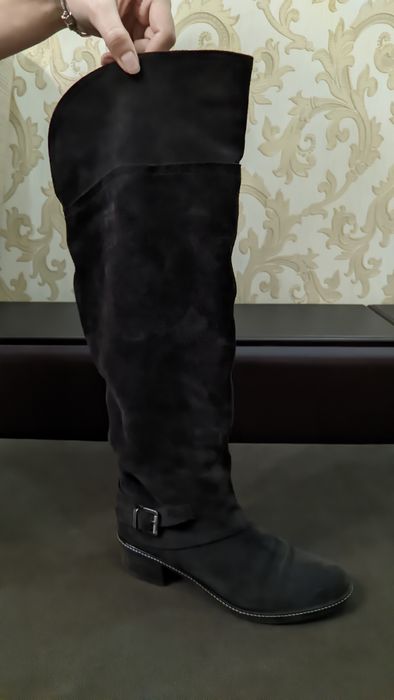 Коричневі жіночі ботфорди Via Vai