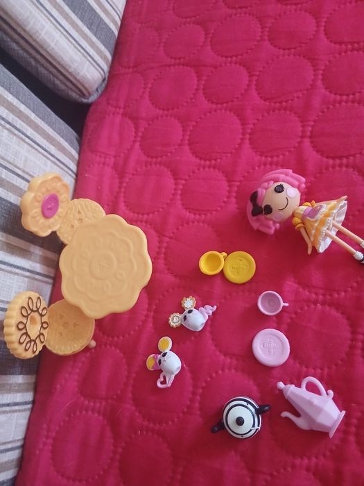 Bonecas Lalaloopsy colecionáveis