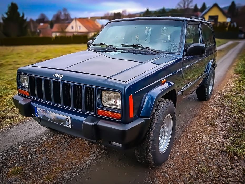 Bardzo ładny Jeep Cherokee XJ