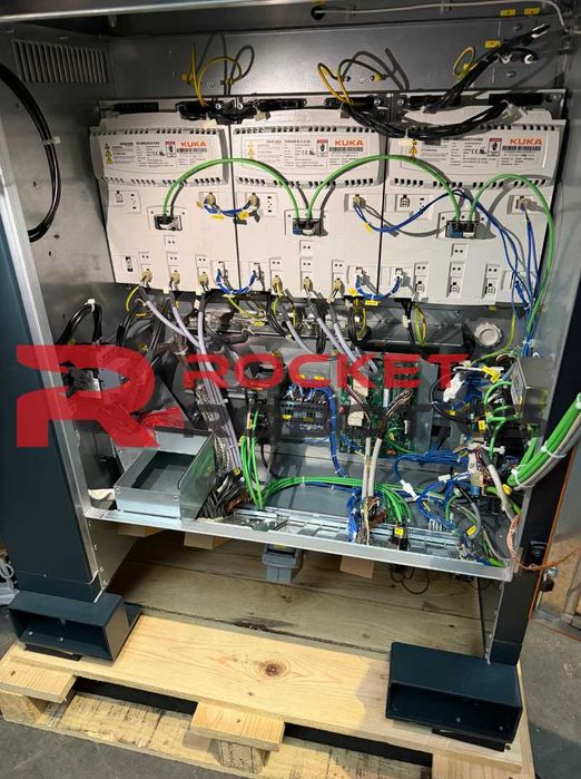 Robot KUKA KR 210 R3100 ultra, kontroler KR C4, sprawdzony z gwarancją