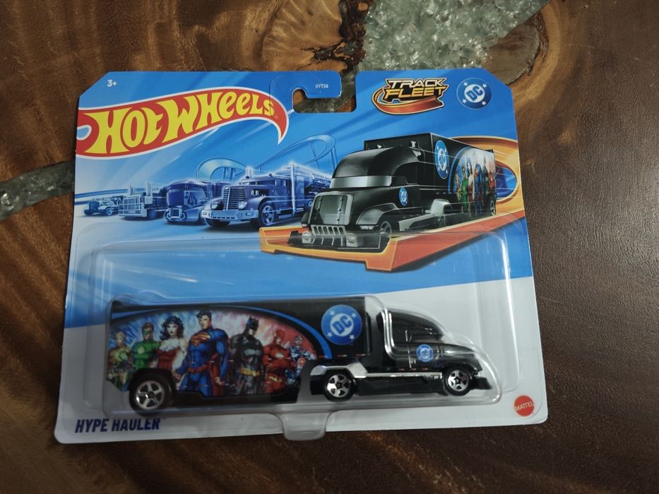Nowy Hype Hauler model Hot Wheels Track Fleet DC kolekcja resorak zabawka dziecko