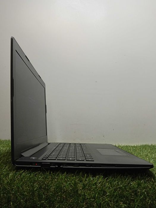 Ноутбук Lenovo Діагональ 15.6 (i3-6006U / 8 DDR4 / 120 SSD / IPS / 940MX 2 ГБ) Гарантія!