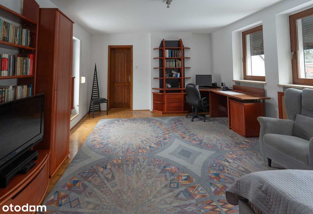 Duży dom rodzinny przy lesie - Wilczy Młyn