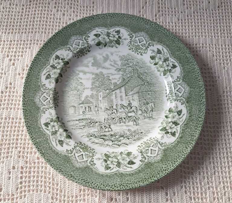 Vintage Angielski Talerz Kolekcjonerski, Obiadowy – Seria „Old Inns”