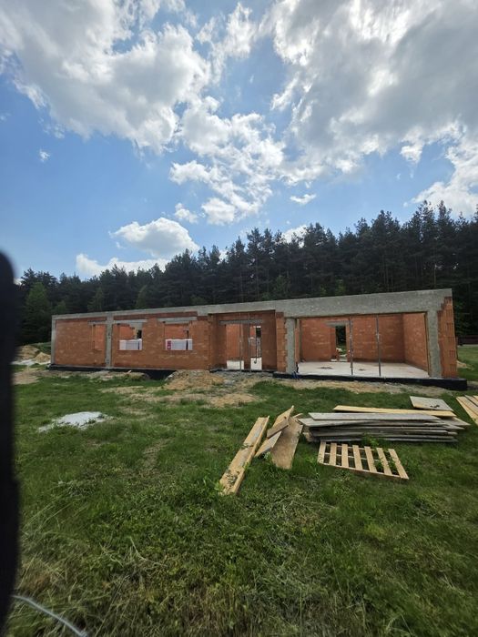 Budowa domów. Usługi budowlane