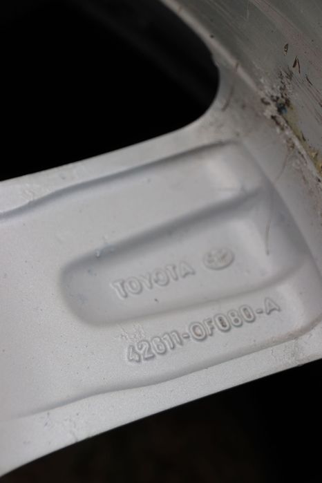 Felgi aluminiowe 17" 5X114,3 Toyota Avensis II T25, Corolla, Verso, Prius, Rav4