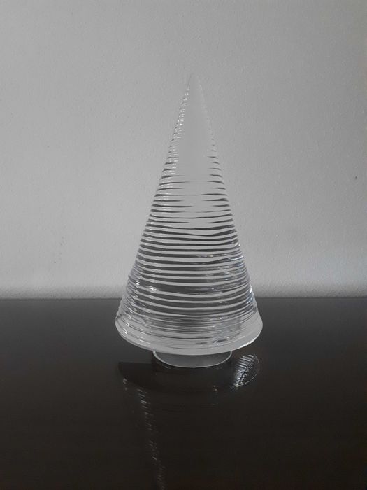 Árvore de Natal em cristal marca Atlantis