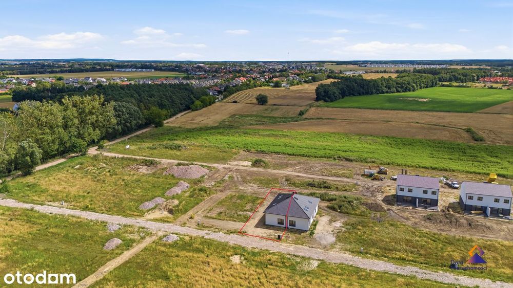 Bliźniak deweloperka na granicy między Krzyszkowem, a Pamiątkowem