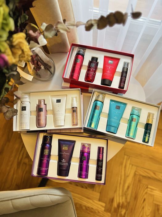 Подарунковий набір Рітуалс Сакура косметичка Rituals Sakura gift set L