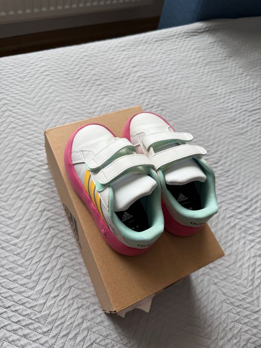 Adidas 27 grand court Disney Minnie