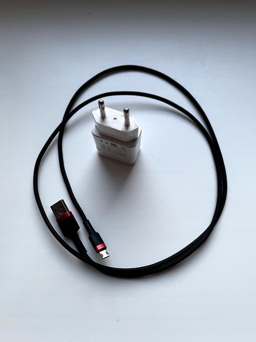 Huawei P Smart+ 4/64, робочий, є нюанси, торг