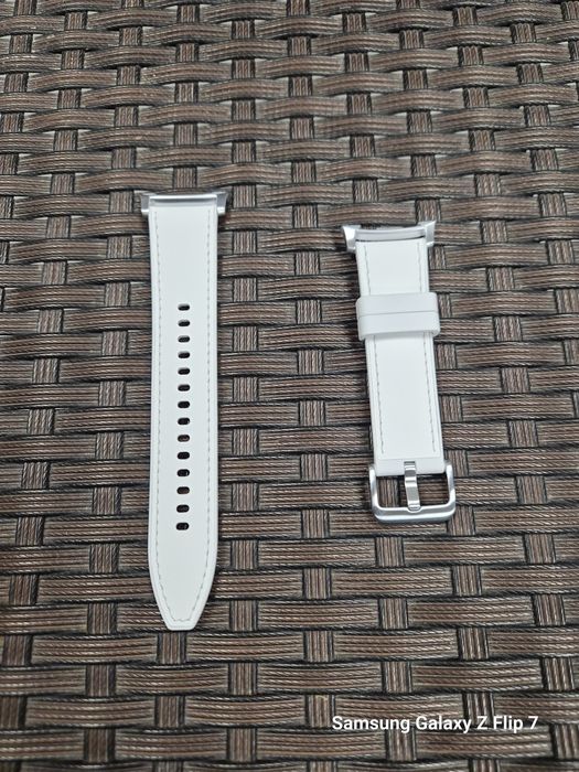 100% Oryginalne Pasek Samsung Hybrid do Galaxy Watch 8 (S/M/L) 
Pasek