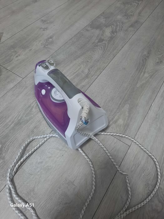Продам утюг бу..