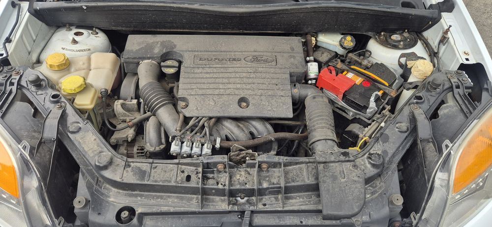 Продам Ford 1.4.
