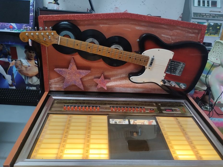 Fully Functional Vinyl Record Jukebox507210684160419845
