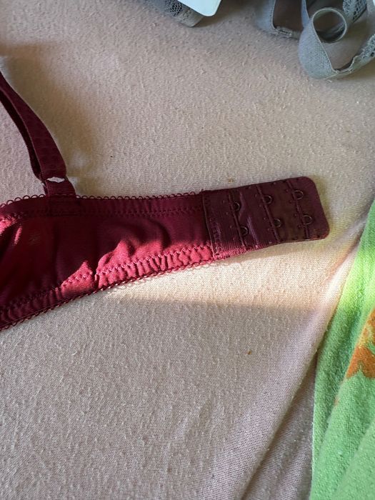 Nowy Biusztonosz stanik Petite FLEUR 75B koronkowy bordowy