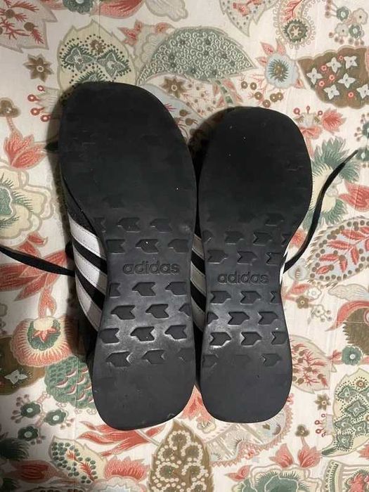 Sapatilhas Adidas 42 2/3