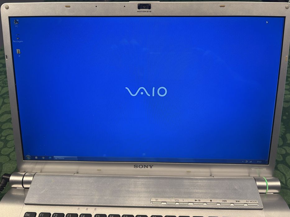 Portatil Sony Vaio se 16,4 “