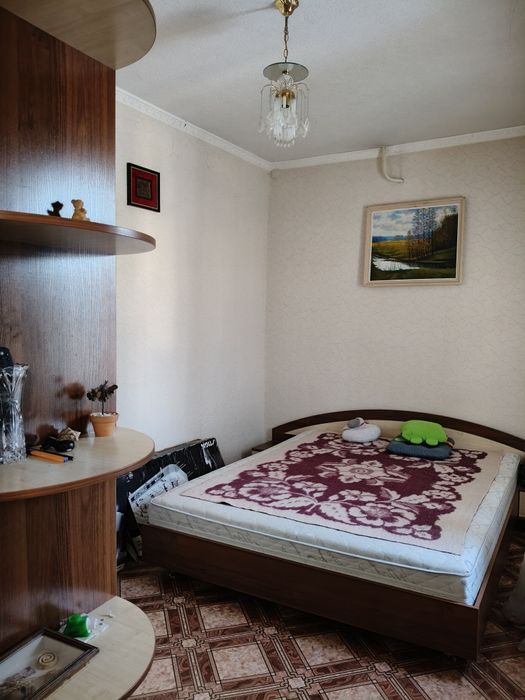 Продам будинок зі зручностями і сауною