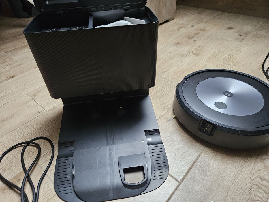 Irobot Roomba j7+ Plus