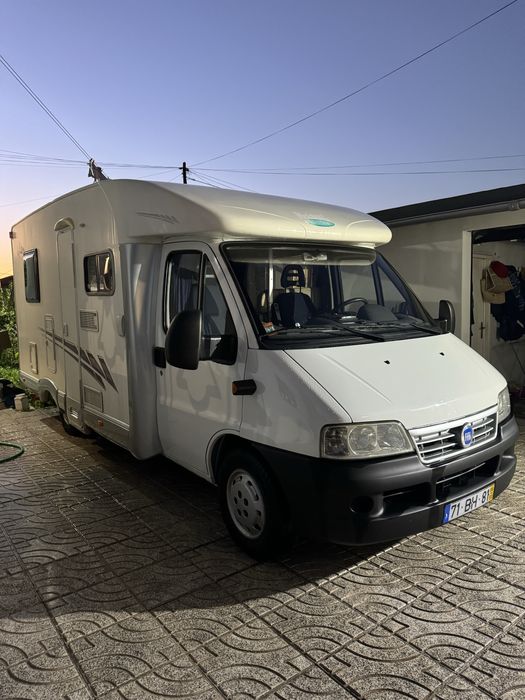 Exelente Autocaravana de 6 Lugares de 2006