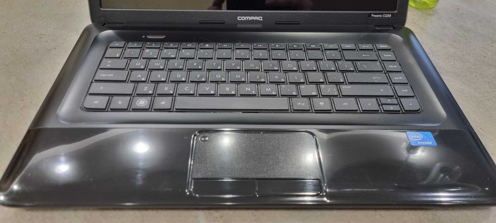 Ноутбук Compaq Presario CQ58 Intel i5-B 820, 4GB RAM, 320 GB, 15.6"