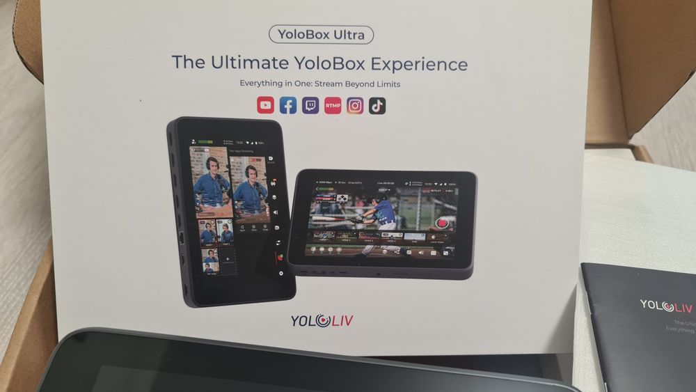 Відеострімер, мікшер YoloLiv YoloBox Ultra