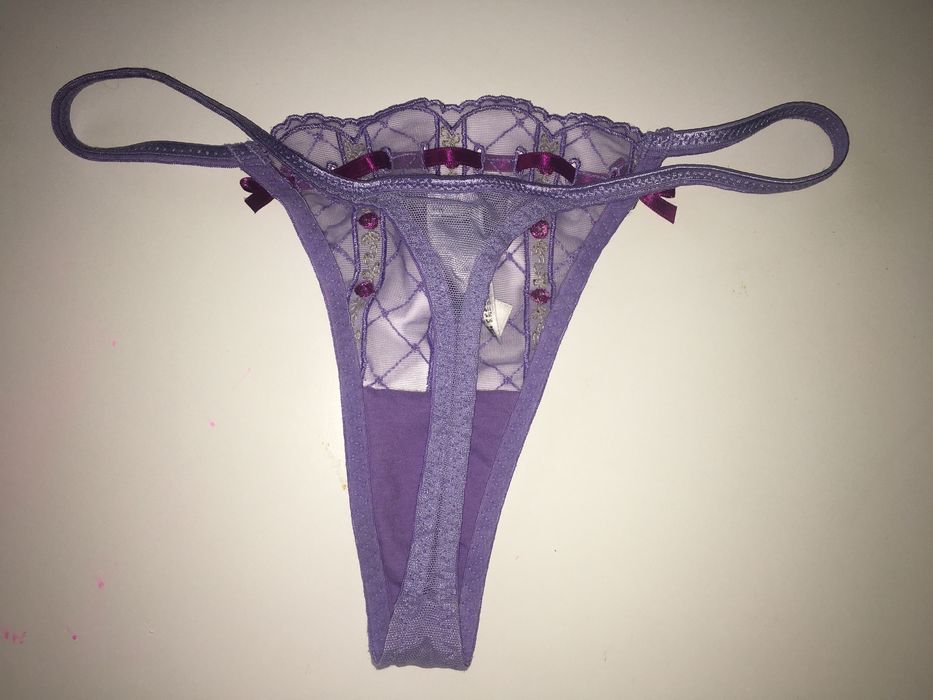 Piękne seksowne stringi Marcks&Spencer sexi nowe randka spotkanie