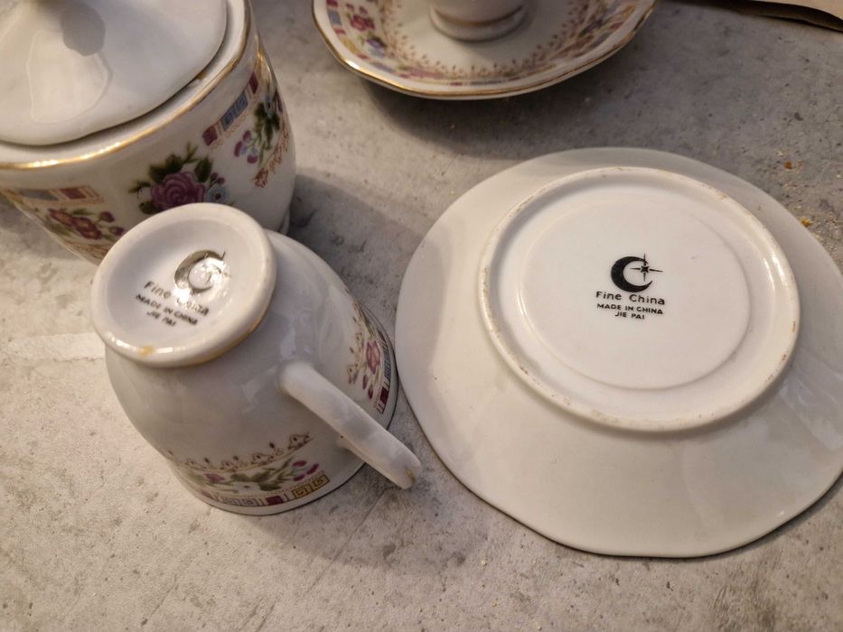 Conjunto de café em porcelana Fine china vintage