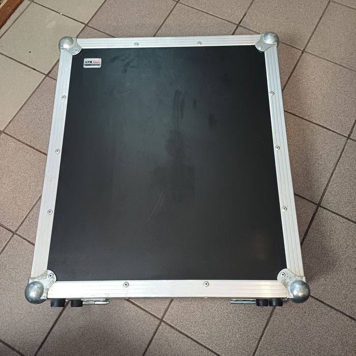 Mikser Allen Heath ZED 18 z case Kołobrzeg • OLX.pl