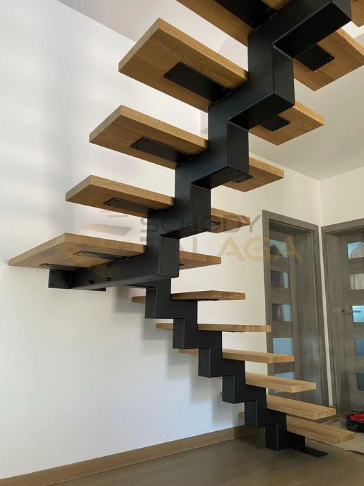 Schody metalowe loft wypalane laserowo