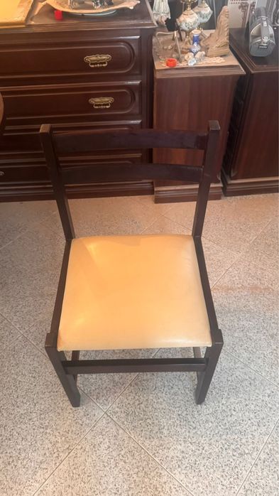 Mesa extensível + 6 cadeiras