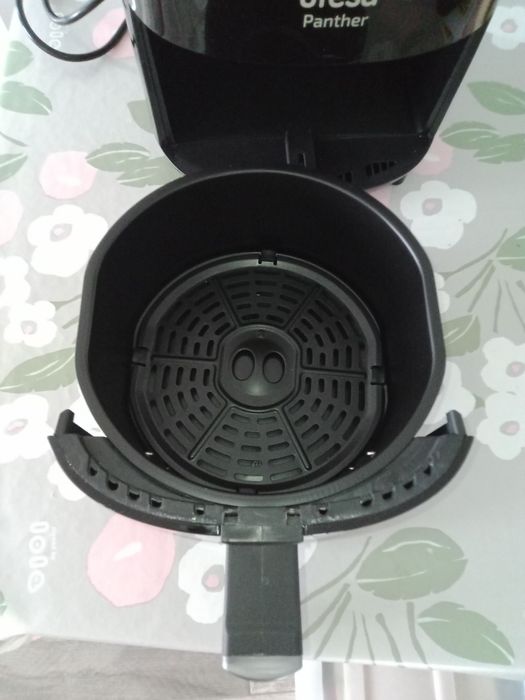 Air fryer ufesa praticamente nova