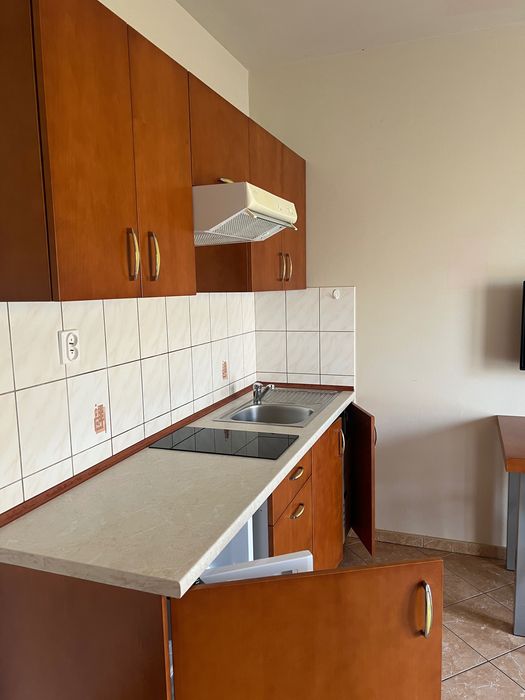 Wynajmę kawalerkę z miejscem postojowym ul.Bieżanowska/Wielicka