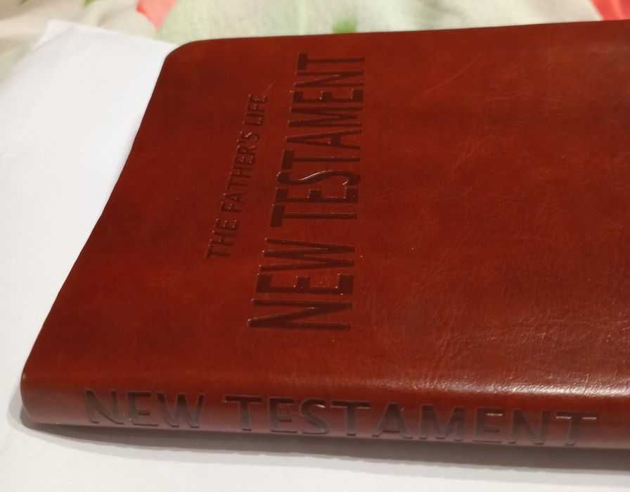 new testament - купить книги, журналы - Цена на OLX.ua