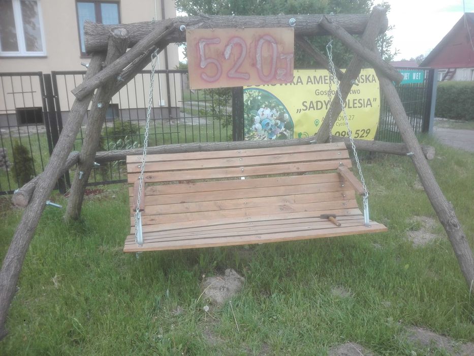 HUŚTAWKA  ( nogi akacja , ławka na łańcuchu olcha impregnowana )