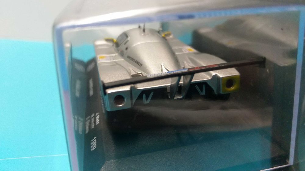 Mercedes-Sauber C9 #63: Vencedor Le Mans 1989 - Miniatura IXO esc 1/43